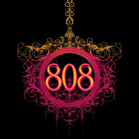 808