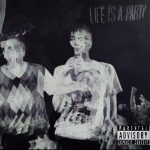Life is a party (feat. Passenger Initiative & Fak3 5miles)
