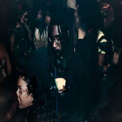 FOOLINTHEDANCE (feat. HNRO)