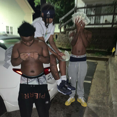 Let it aht (feat. YNT LilDeuce)