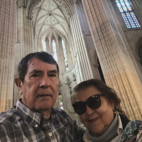 NUESTRO MUNDO DE AMOR