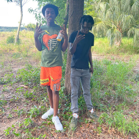 XL (feat. Lil wicked)