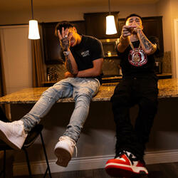 Out The Way (feat. Trapalot)