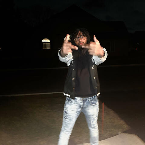 Mhm (feat. CityStarrLj)