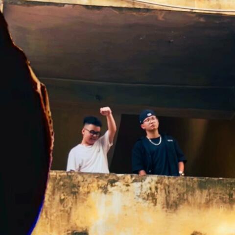 DADiDA (feat. DealT)