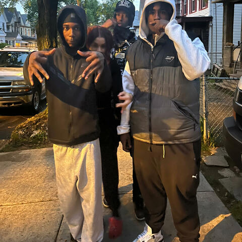 Just Da 4z (Just The 2 Of Us) (feat. MarrEbk, Ese Loco & Rj Da G)