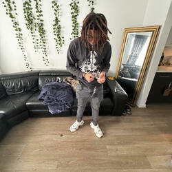 cheatin hoes (hofbadge)