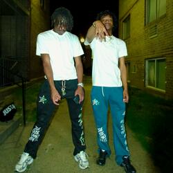 Cashville (feat. Chello Raxx)