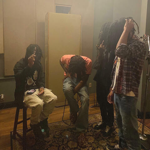 EYES OPEN (feat. Southsidesilhouette & Rollin Thrax)