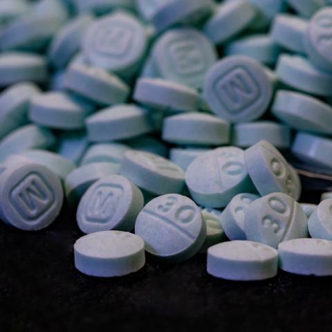 Pop A Roxy (feat. EB SNL)
