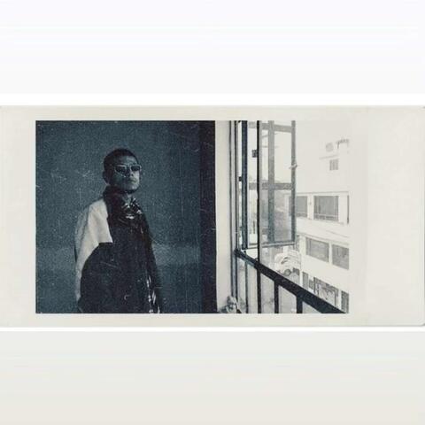 Otro Ahora (feat. Wesley Xanders)