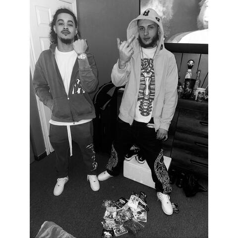 WeTheOnes (feat. Xo)