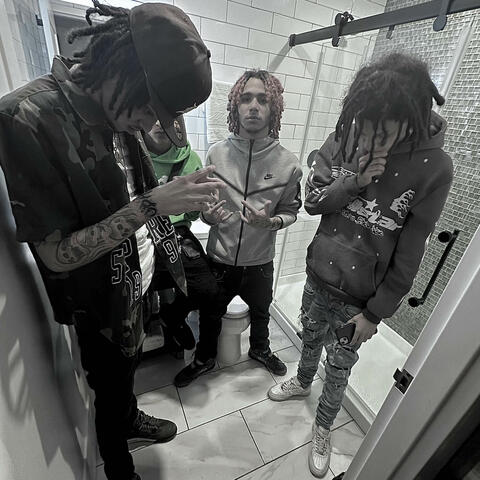 Strange (feat. SPdacannon, Nuno9ine & Ryforeign)