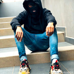 OnTheGrind (feat. Mluda Da Gee & Omen nemo)