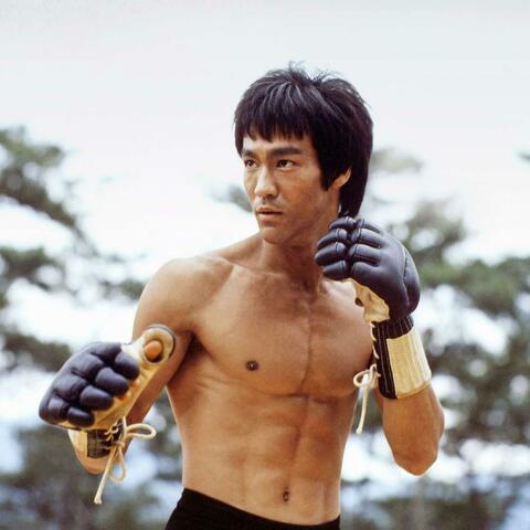 Bruce Lee 2 (feat. yk2ology, 1nebozo, TrippyAntikz, ItzTonicc, ALLBLK & KayKayStackin)