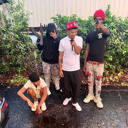 No remorse (feat. Uhundo, Pcmfleezy, Merlo2x & Flakka)