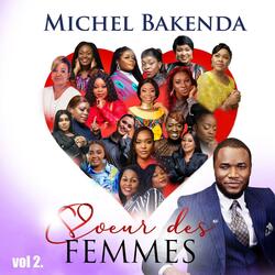 Pas Une Minute (feat. Roxy Olua)