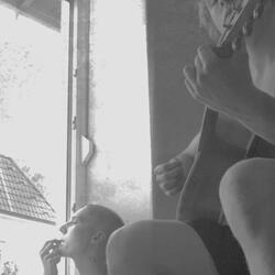 Spielplatz (feat. lomo)