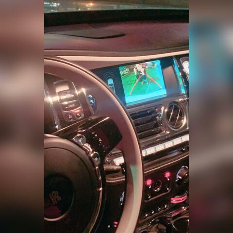 Run it up (feat. Matik 2t & J Mula)