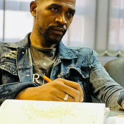 Idolofiya (feat. Samukele M & Skhonza)
