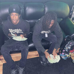 Smoke opps (feat. Lil Trench)