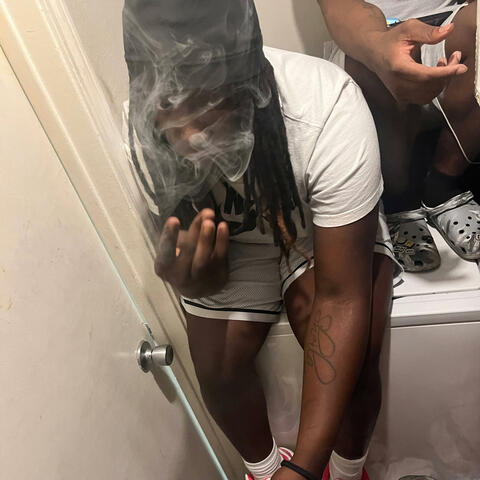 ISSUE (feat. rockout 3d)