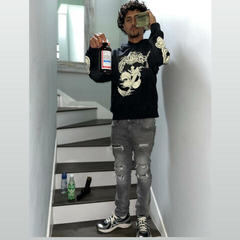 Off Da Chain (feat. SMNK7)