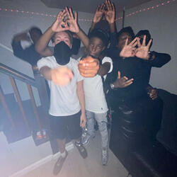 Targets (feat. rrywhiteboy & S4t.dmoney)