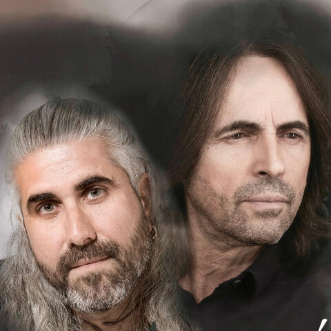Treis Stavroi (feat. Vasilis Lekkas)
