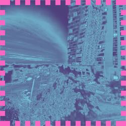 the big ones let you eat the ghosts