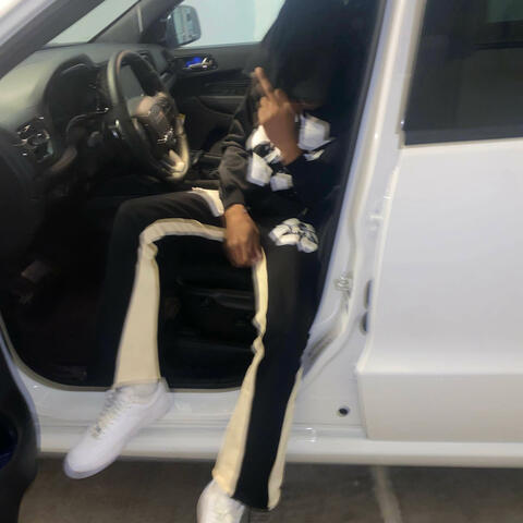 pop out