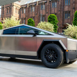 CyberTruck Flex