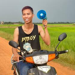 ឌីជេជ្រក់ស្ពៃ