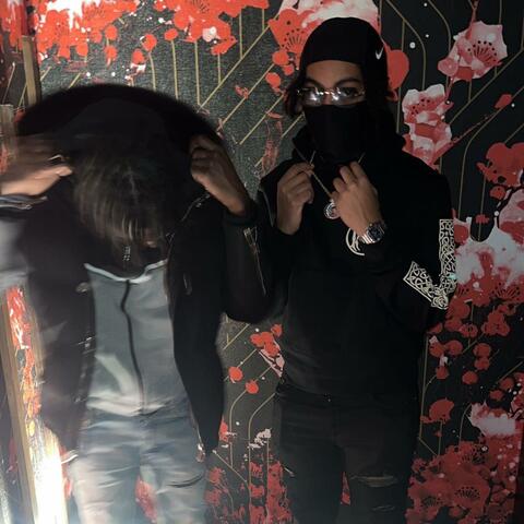 Hand 2 Hand (feat. OffDaRadar)