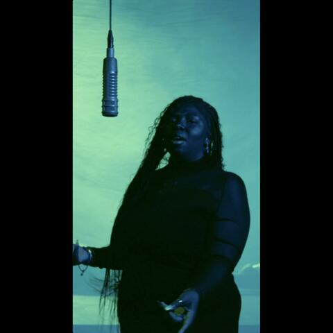 2 Wild (feat. Mari Simone)