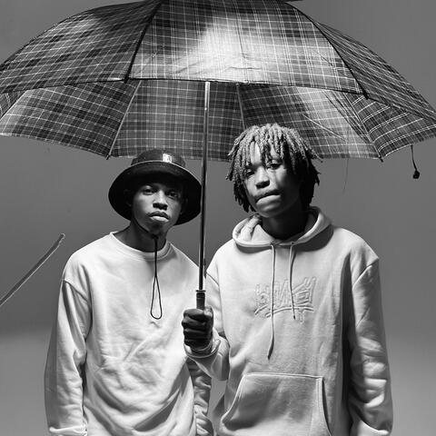 Mazimba (feat. Kayflow)