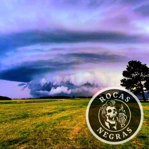 Sonrisas y tempestad