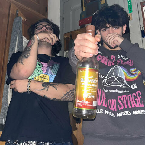 Rodanov Caramelo (feat. SilentP)