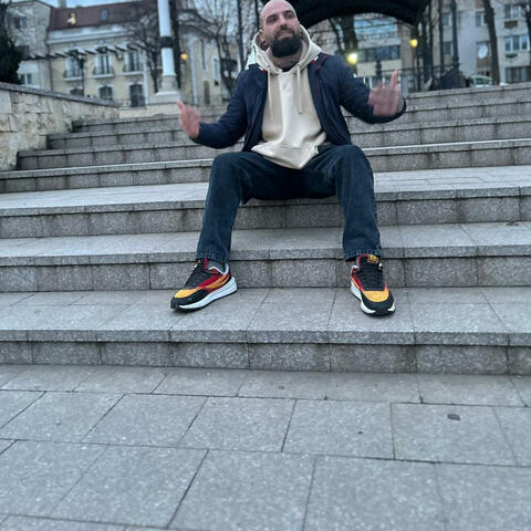 Fii cine vrei sa fii