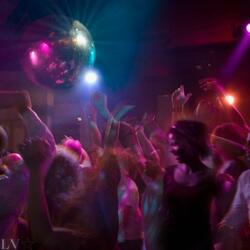 oh no! i took a shroom and teleported to the year 3000