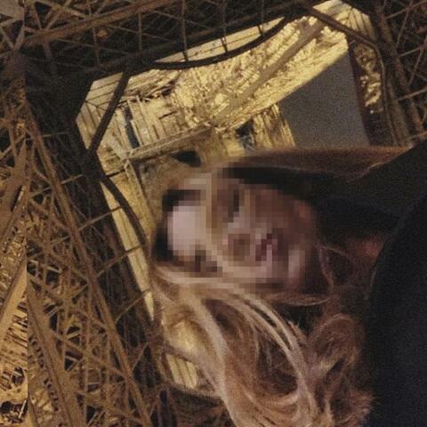 girls in paris