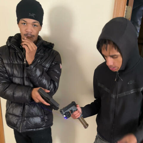 clear this bih (feat. juggin4l)