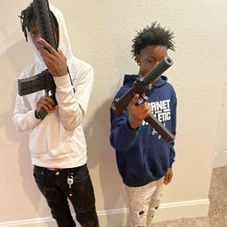 Slide Fa Me (feat. laamauri)