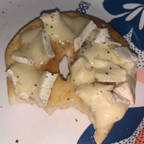THE BAGEL SONG (feat. swearin & Cheyennish Gambino)