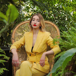 QUEEN