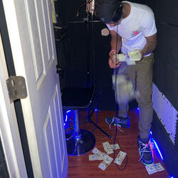 PUT ME DOWN (feat. YKSTEEXY)