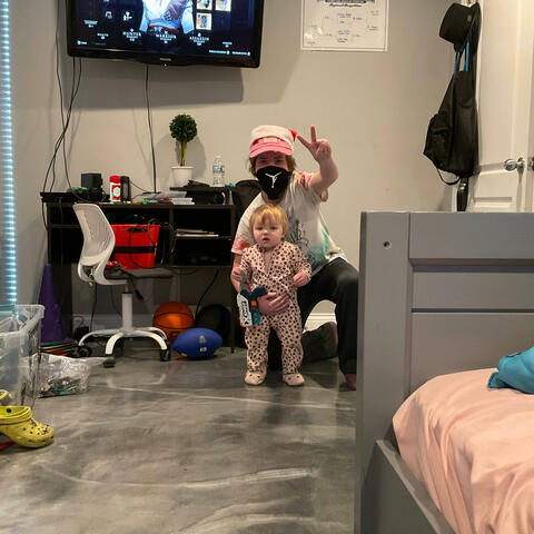 Baby with A Gun (feat. Threetac & 1 Dolla)