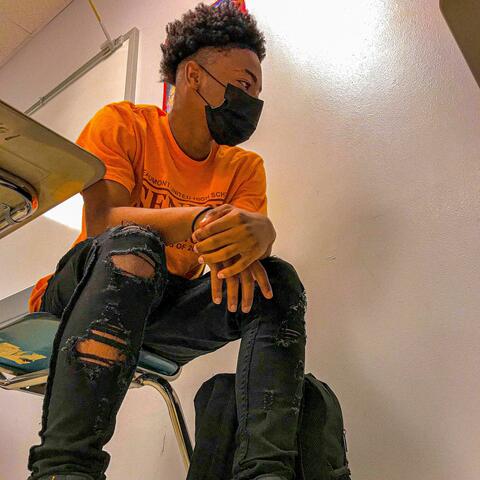 Dis&Dat Freestyle (feat. CrashOutJay)