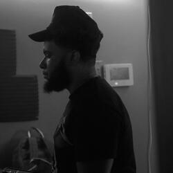 Dont Play (feat. Mari2Grimey)