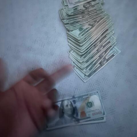 Beserk (feat. QP2L & TaeeLoww)